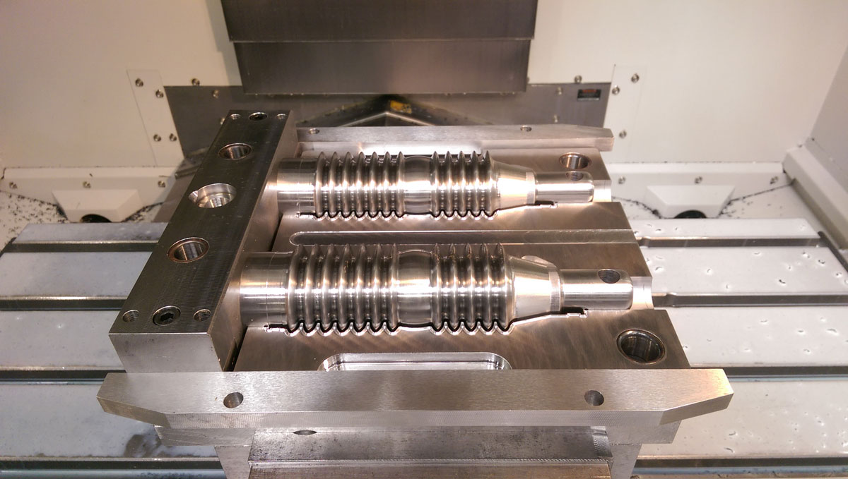 turning-pic-r&j-tooling